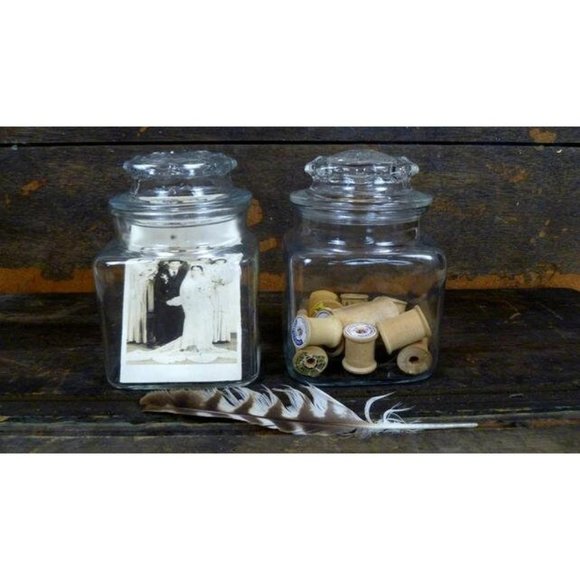 Clear glass lidded / covered jar containers / set of 2 - Picture 3 of 6